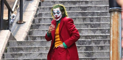 Joker Cetak Rekor Box Office, Deadpool Beri Selamat thumbnail